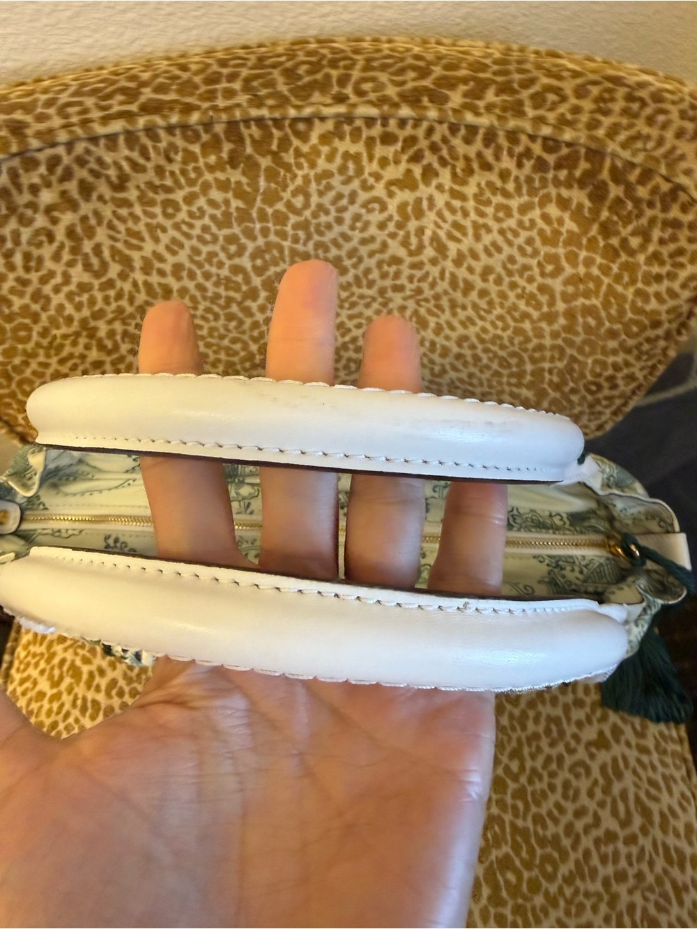 💯Auth! VINTAGE ROBERTO CAVALLI Cream/Green Floral Leather Bag w Braided Tassel - Picture 11 of 16